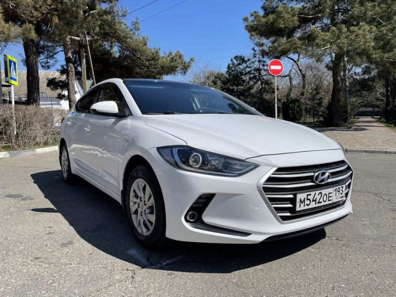 Hyundai Elantra